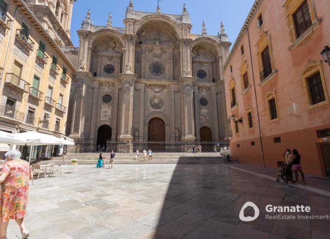 Joya en venta pleno centro de Granada