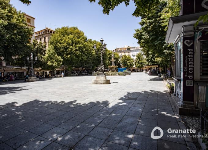 Joya en venta pleno centro de Granada