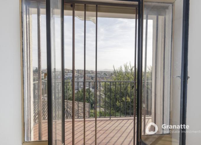 Piso en venta junto a Paseo de las Palmas