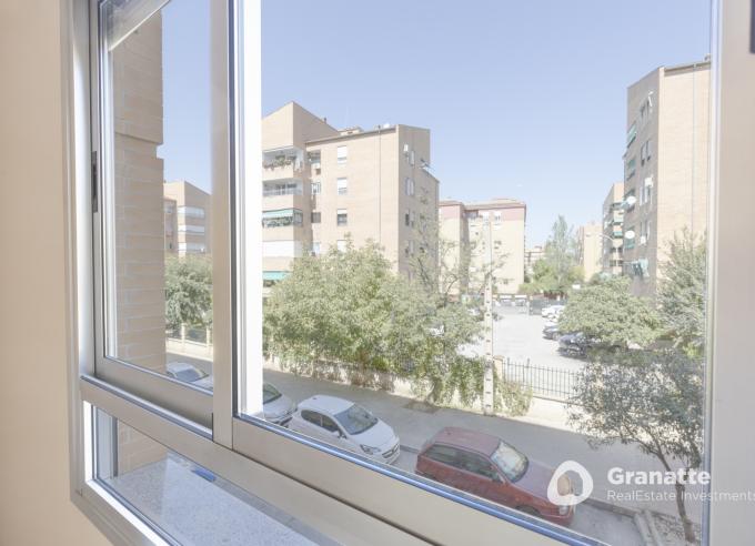 Piso en venta junto Camino Bajo de Huétor