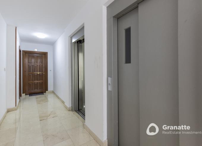 Piso en venta junto Avenida América Vergeles