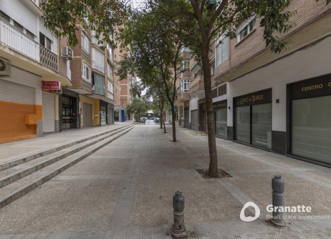 Piso en venta junto Avenida América Vergeles