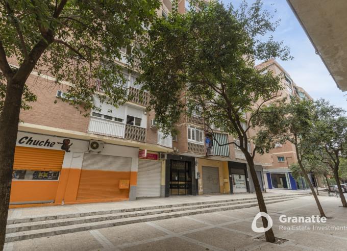 Piso en venta junto Avenida América Vergeles