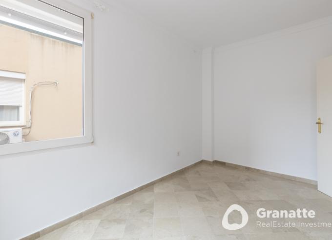 Estupendo apartamento en zona El Serrallo