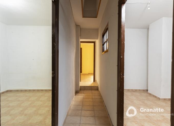 Casa adosada en venta en centro de Granada