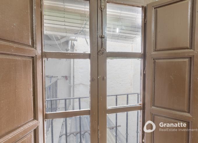 Casa adosada en venta en centro de Granada