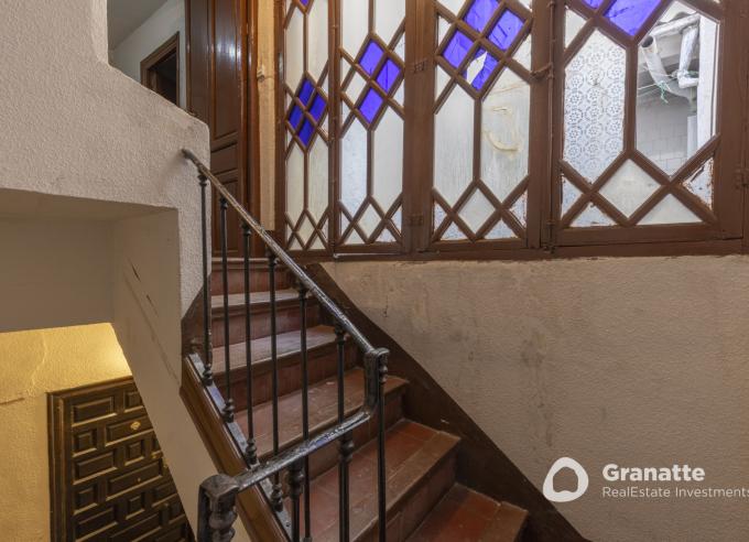 Casa adosada en venta en centro de Granada