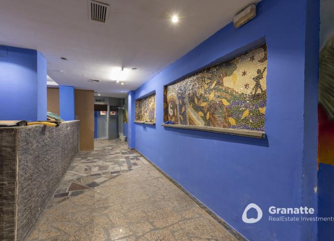 Casa adosada en venta en centro de Granada