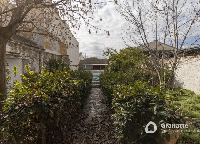 Casa independiente en Cúllar Vega